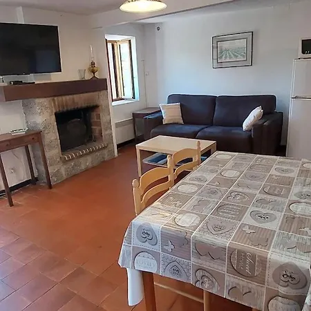 Διαμέρισμα Usupranu Maison De Village A 15 Mn De La Sari-D'orcino